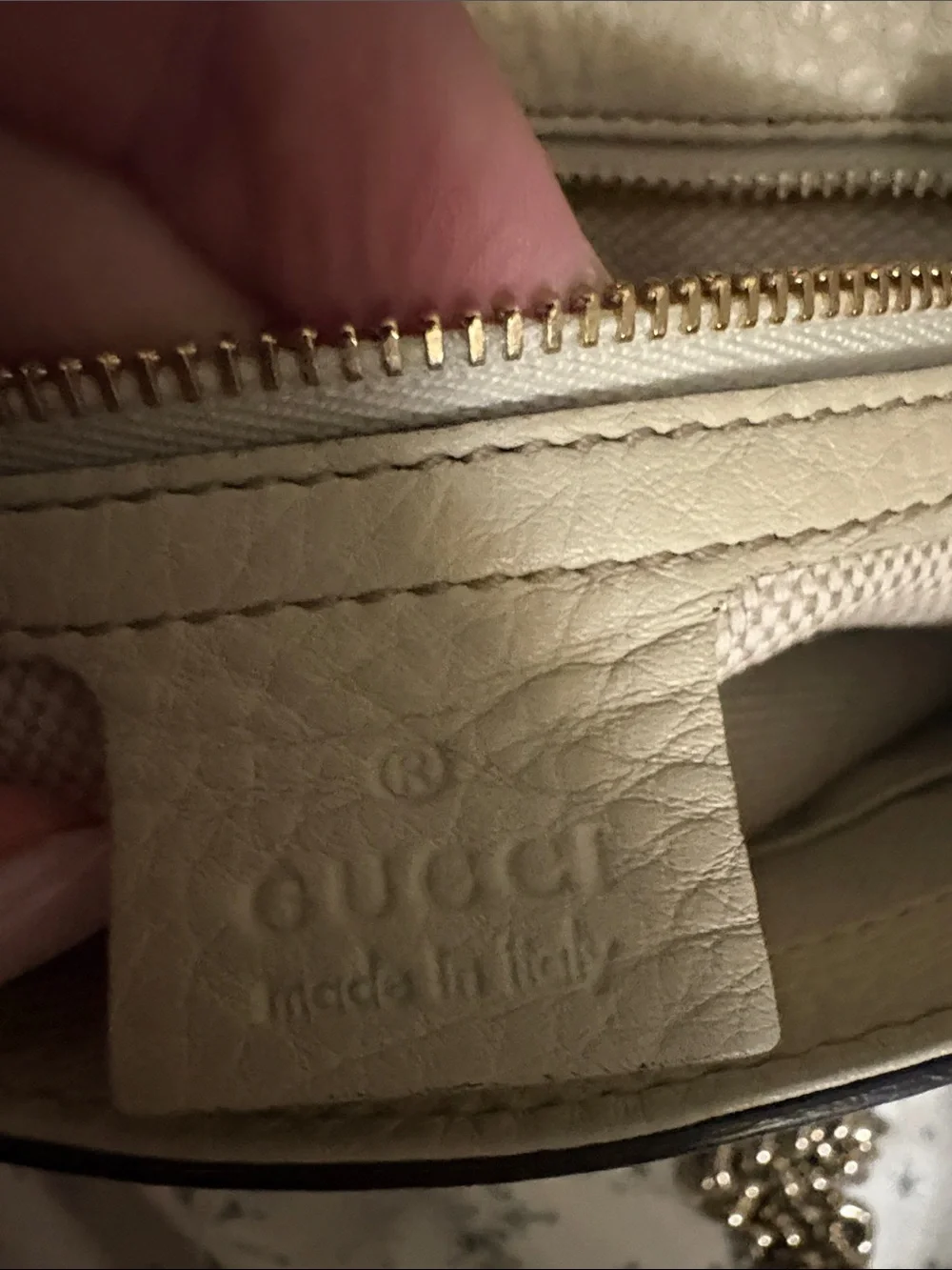 Gucci pre owned